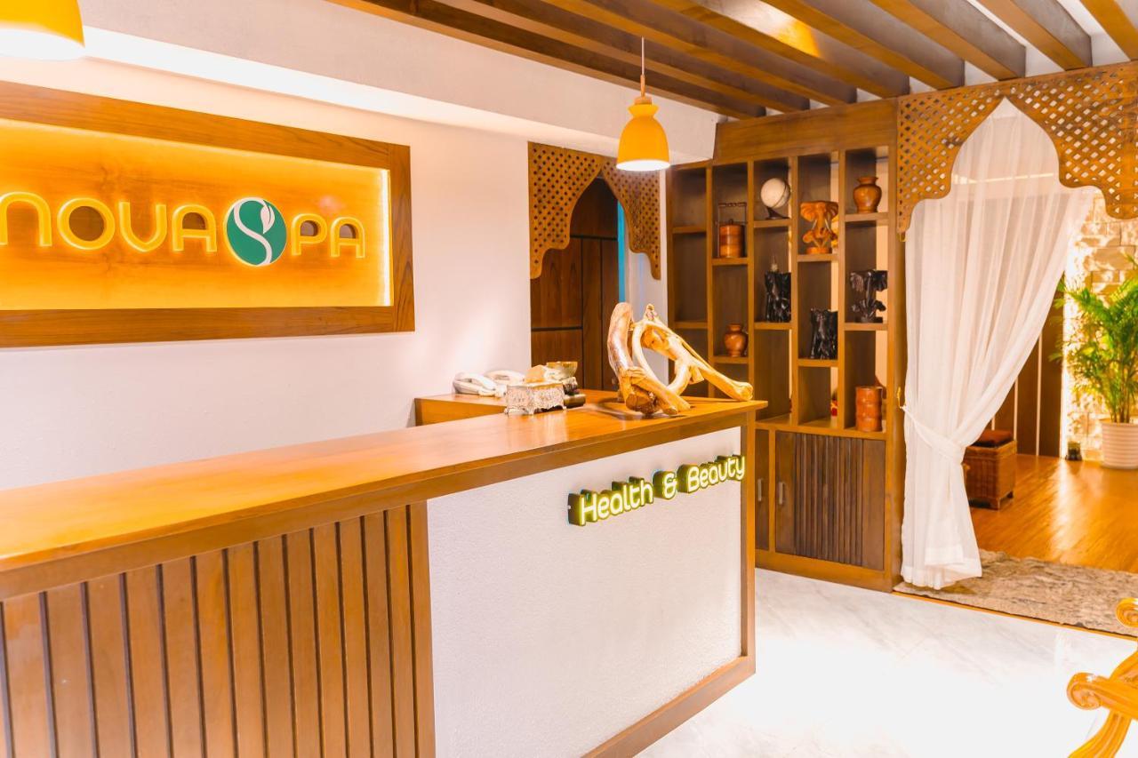 The Hotel Nova Mandalay Buitenkant foto