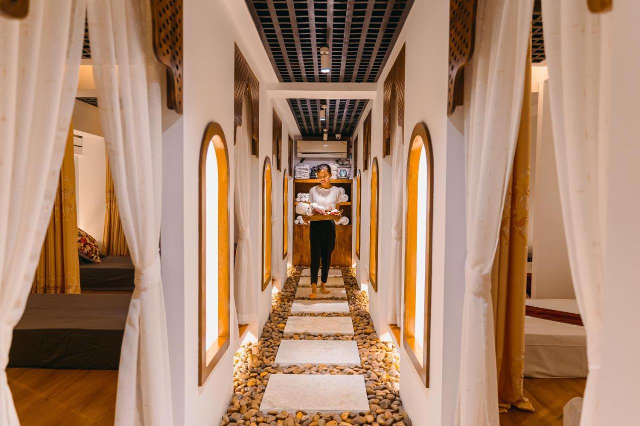 The Hotel Nova Mandalay Buitenkant foto