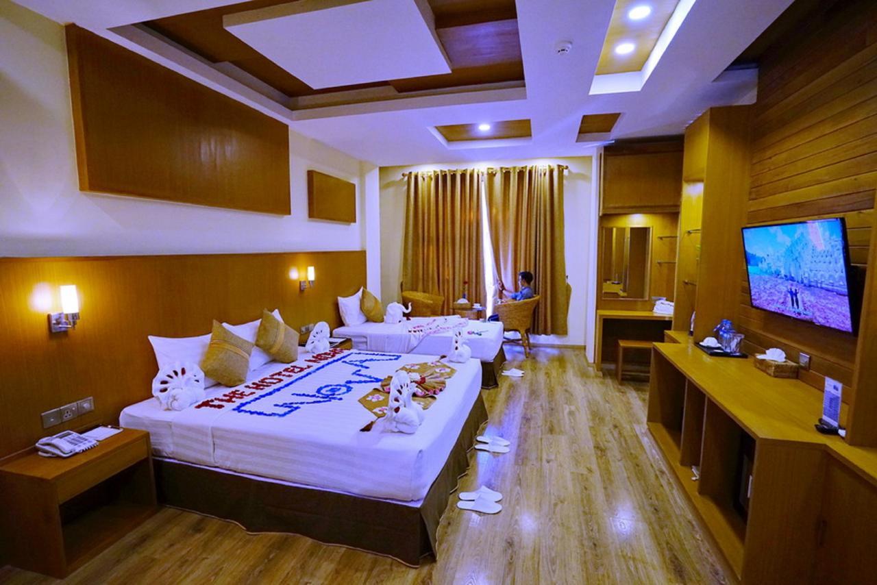 The Hotel Nova Mandalay Buitenkant foto