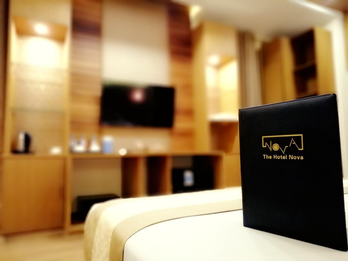 The Hotel Nova Mandalay Buitenkant foto